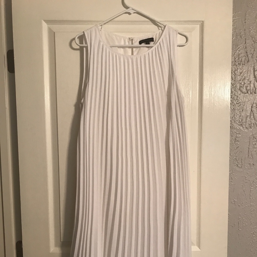 White Banana Republic dress Size 14